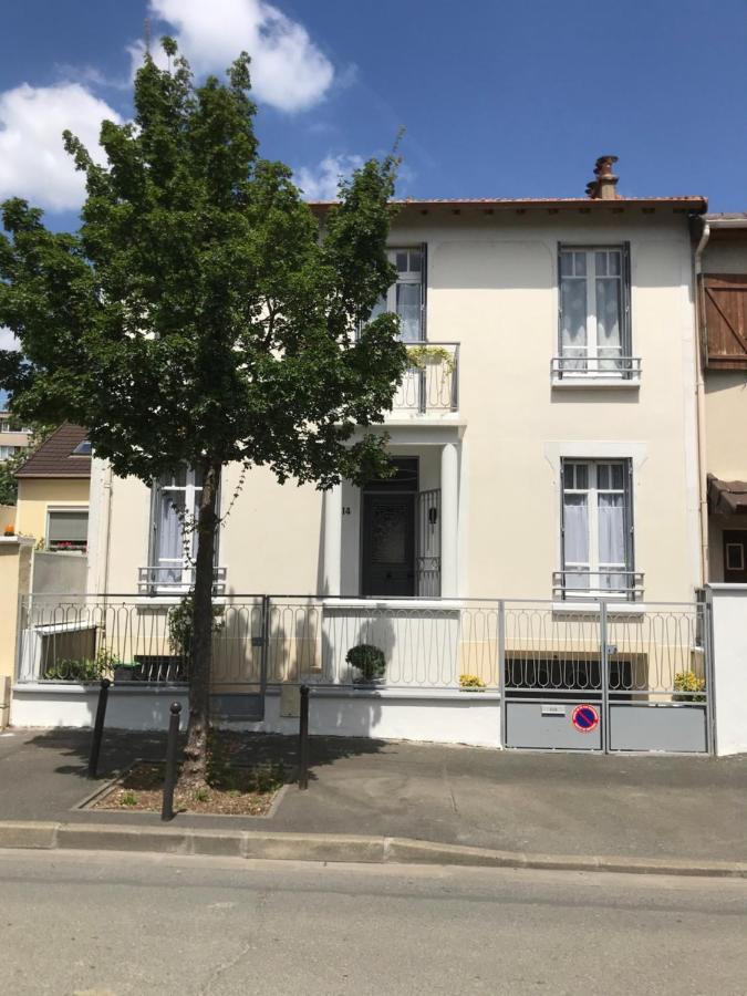 Maison Bernadette - Premier Etage วิทรี-ซูร์-แซน ภายนอก รูปภาพ