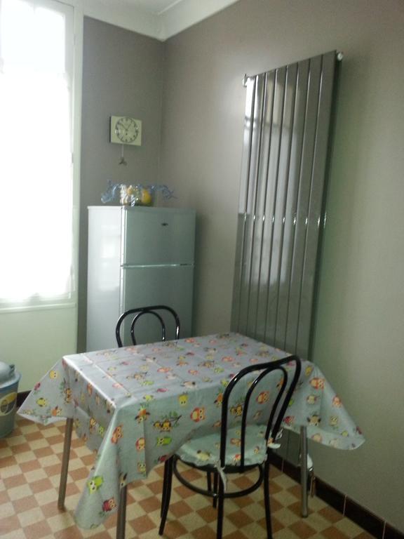 Maison Bernadette - Premier Etage วิทรี-ซูร์-แซน ภายนอก รูปภาพ